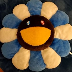 TAKASHI MURAKAMI BLUE AND WHITE FLOWER PILLOW